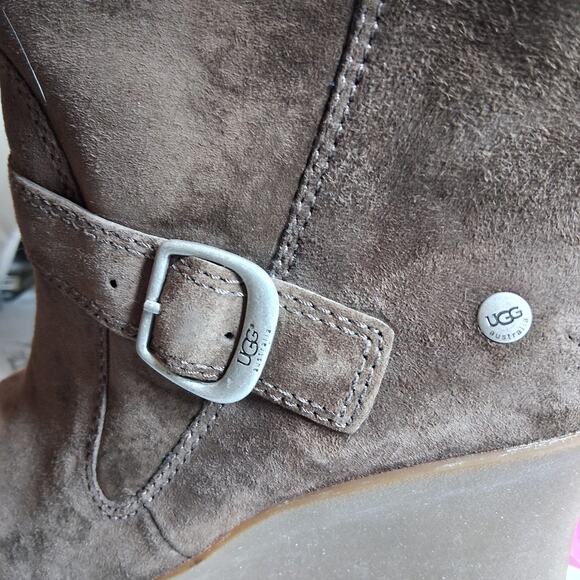 UGG Australia Gisella Brown Suede Wedge Boots With Buckle Sterling Lined Size 10 - Picture 9 of 9
